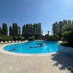 Apartment In Residence With Pool - Jesolo Top Next To Golf Club