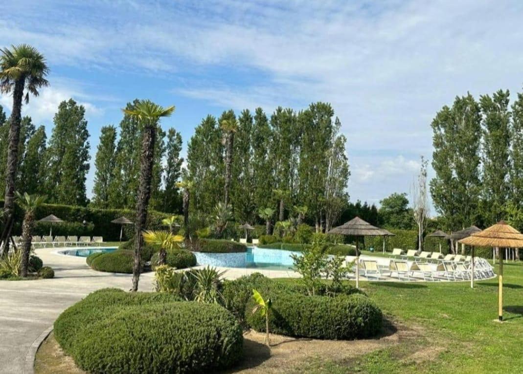 Appartamento In With Pool - Next To Golf Club *