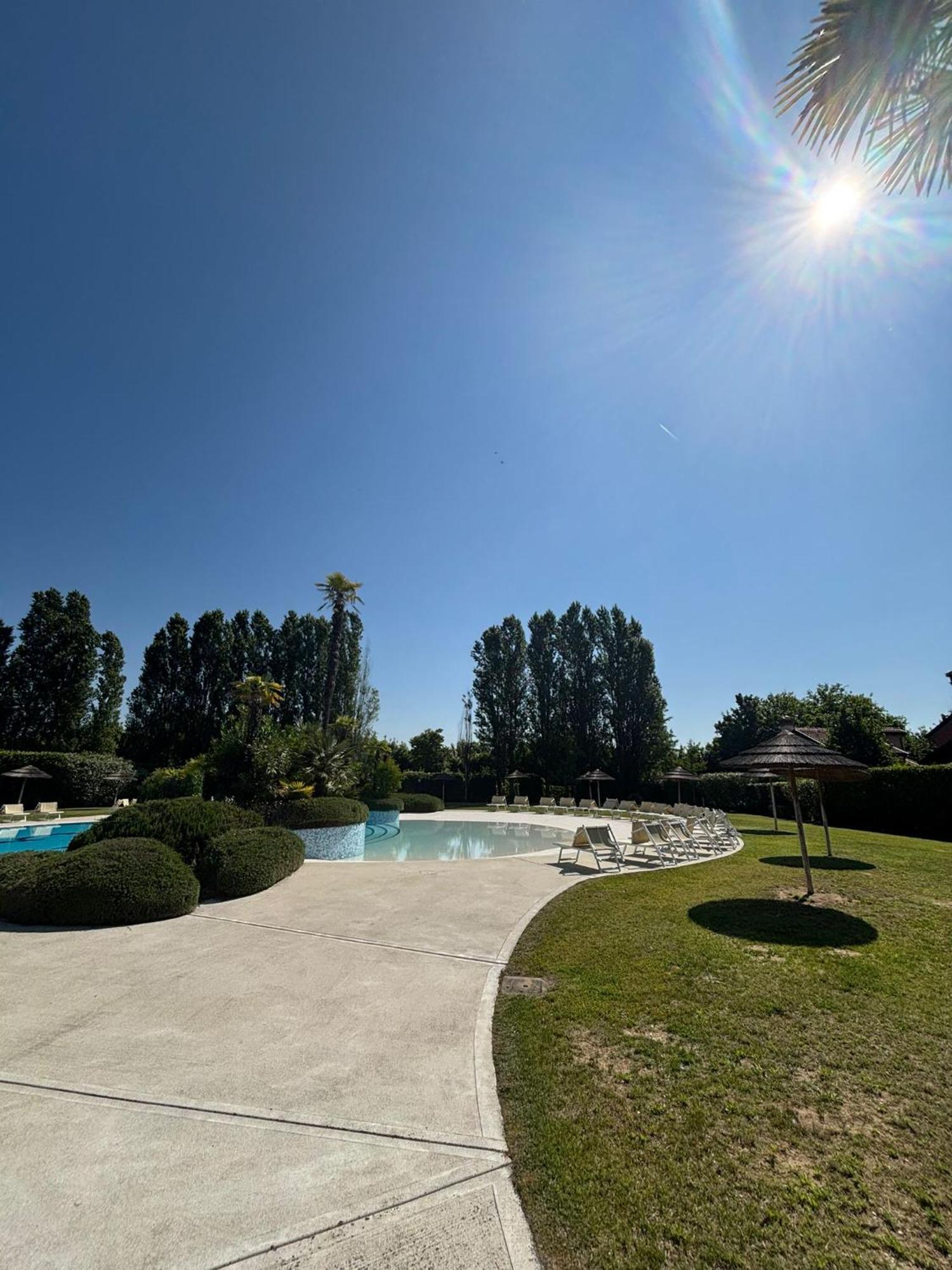 In With Pool - Next To Golf Club